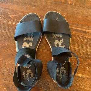Sorel Sandals, size 9